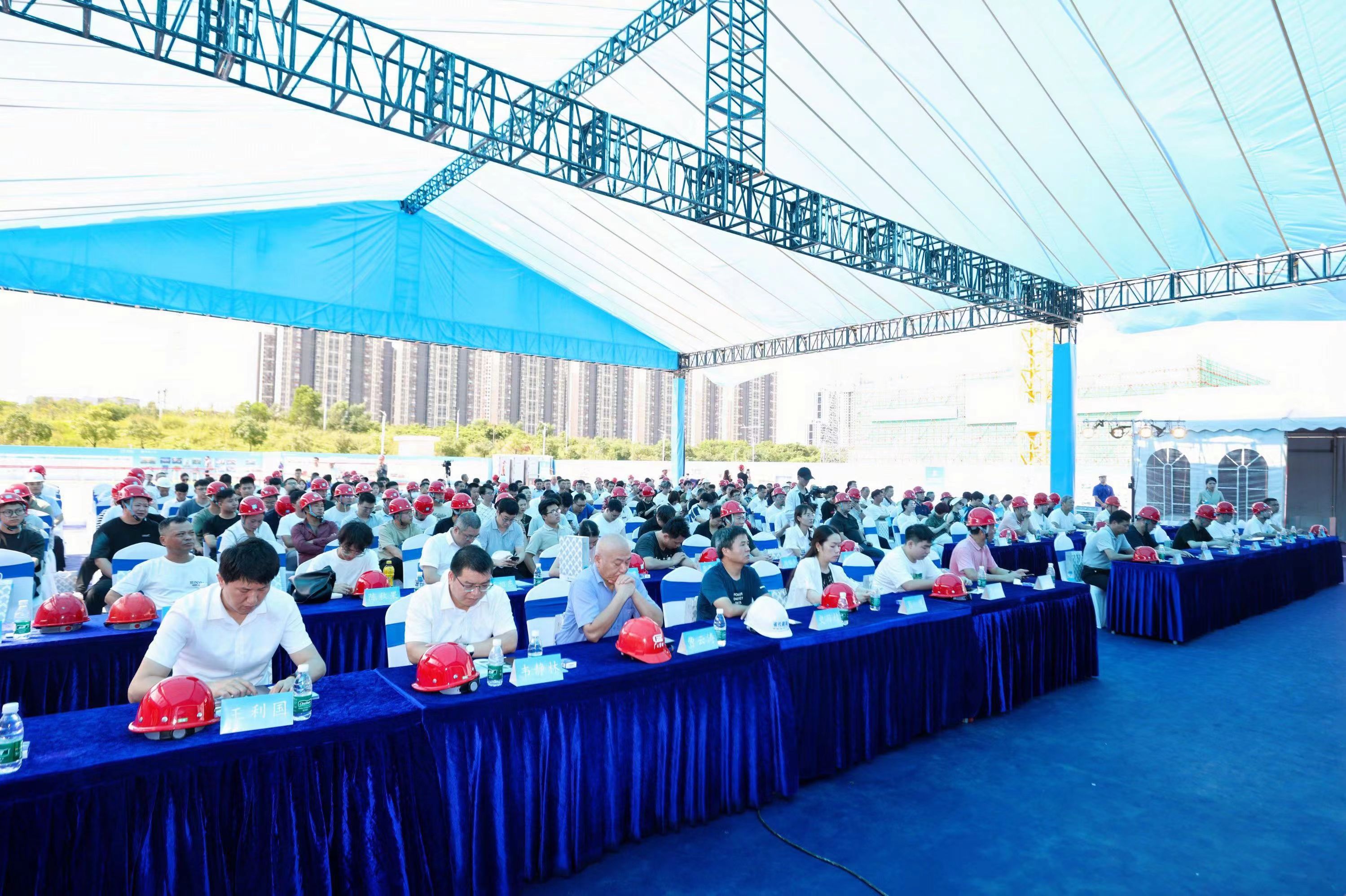 騰暉無(wú)人塔吊落地佛山|全面助力項(xiàng)目高效建造、精益建造、綠色建造、智能建造